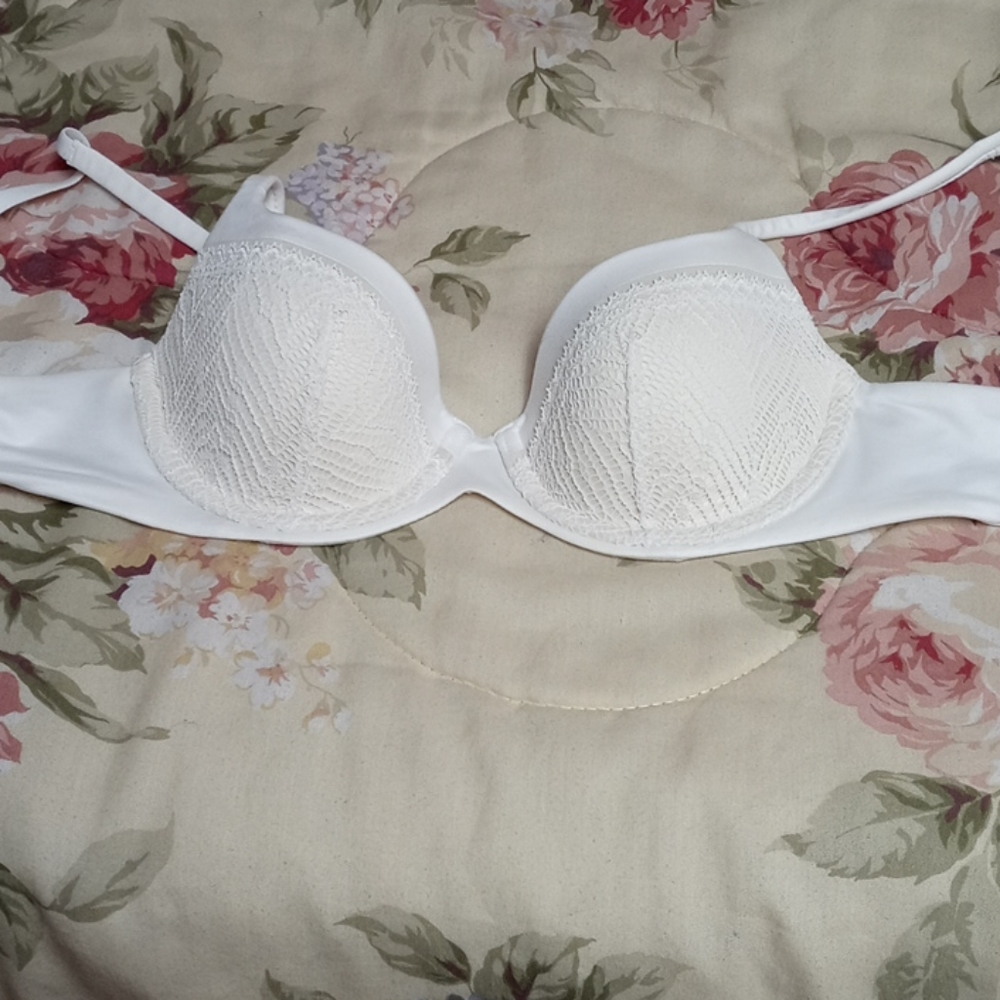Victorias Secret bra